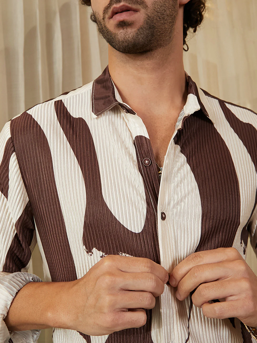 Contour-Lines Pleated Shirt - Image 7