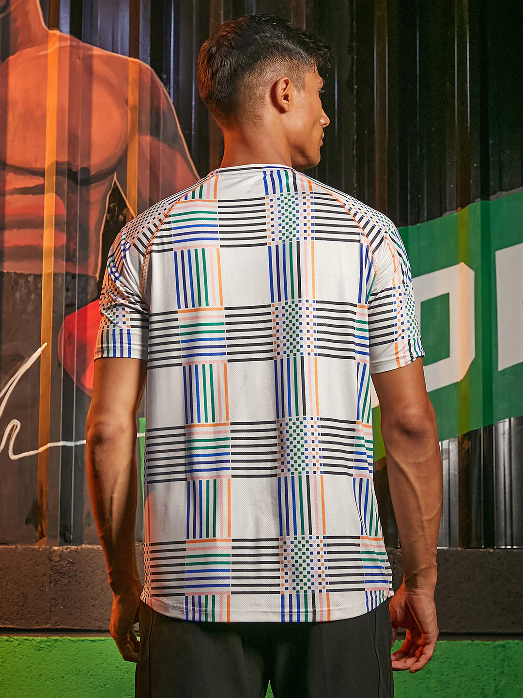 Lines Activewear T-Shirt - Image 4