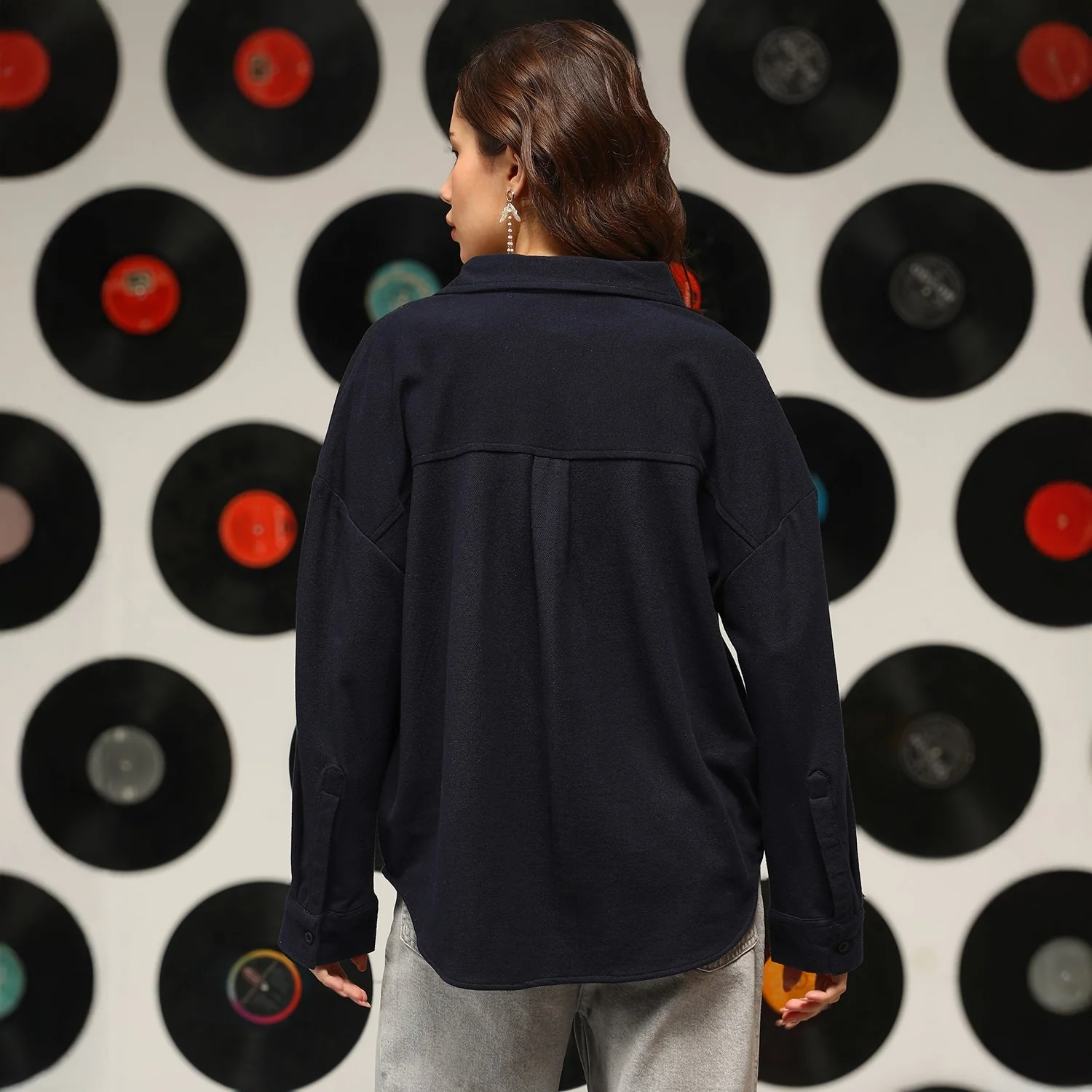Solid Oversized Shirt - Image 4